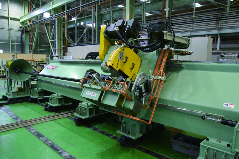 Cold-Saw flying cut-off machine